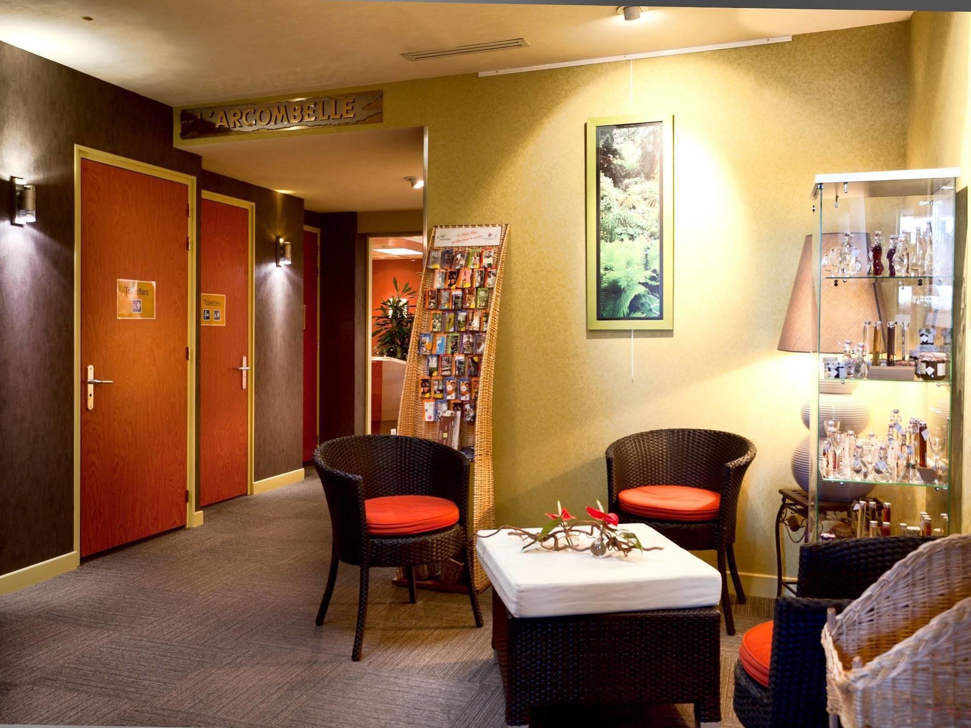 Logis Hotel & Restaurant Arcombelle Val-de-Meuse Esterno foto